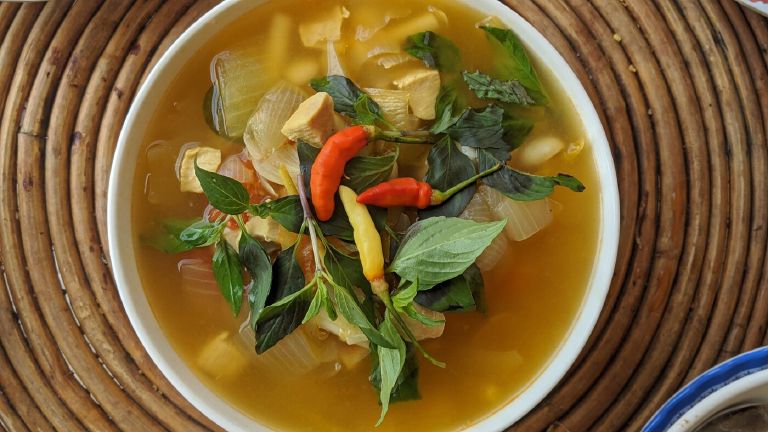 Eating in Kampot: What the Locals Eat and Where to Find It