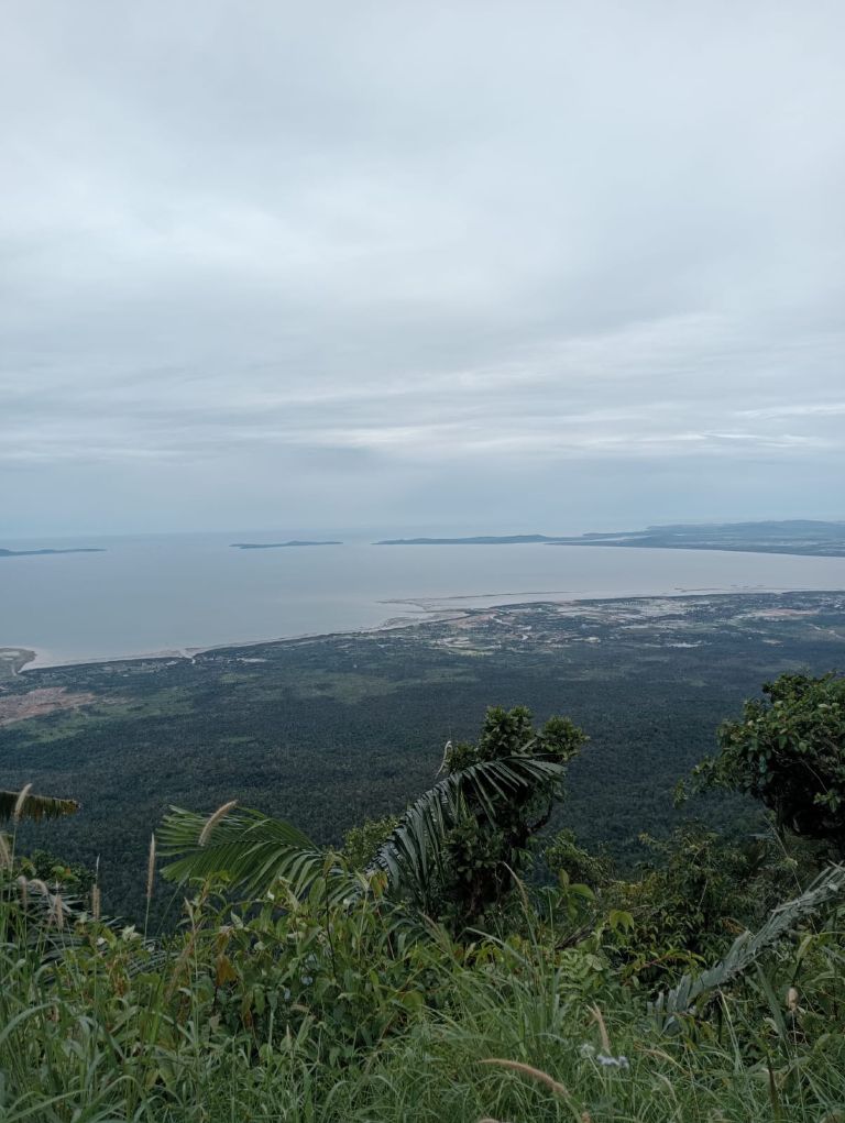 Mr Heng Tuk-Tuk Adventures team