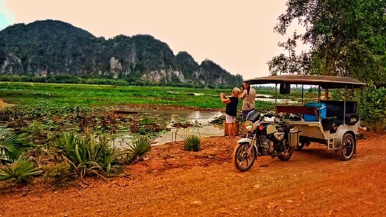 Mr Sana Countryside Tours team